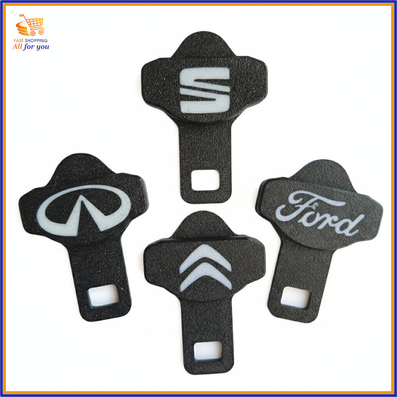 Ganci per cintura di sicurezza personalizzati con loghi Tesla, Land Rover, Dacia e Mazda.