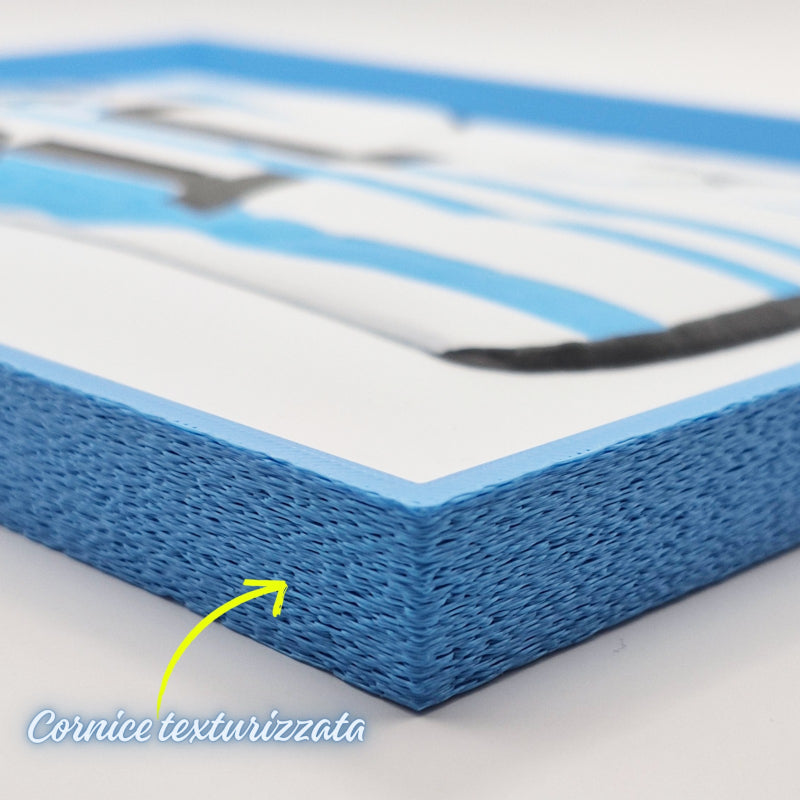 Dettaglio cornice texturizzata quadro Maradona