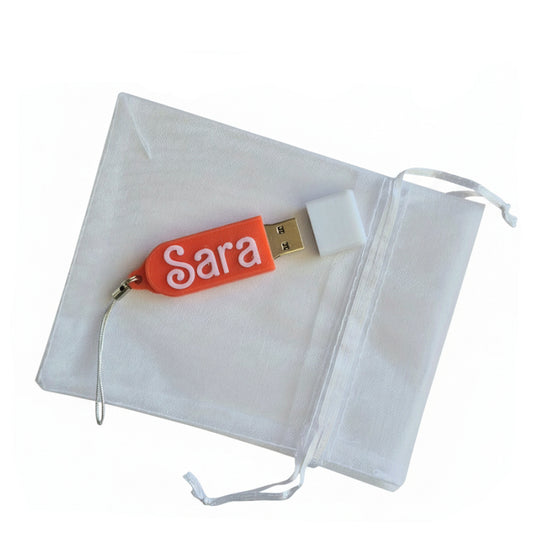 Mini pen drive USB personalizzata con nome Sara, capacità 8GB, 16GB, 32GB, in sacchetto di organza.
