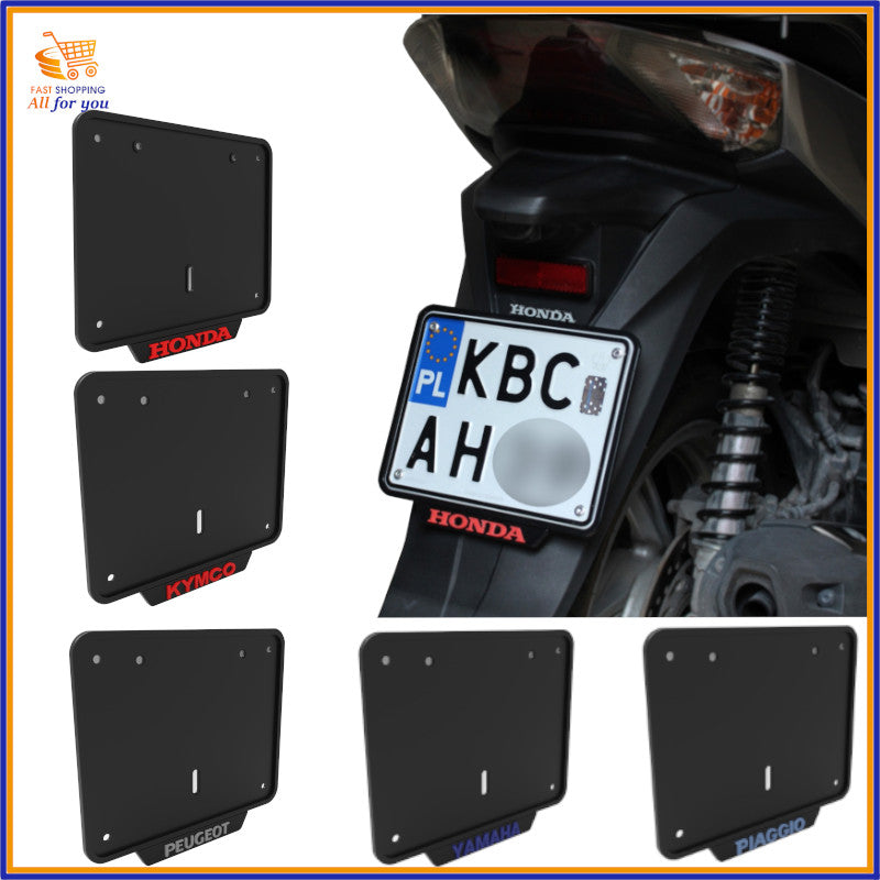 Portatarga nero per moto Honda, con dimensioni indicate di 19 cm x 15 cm per targa polacca.