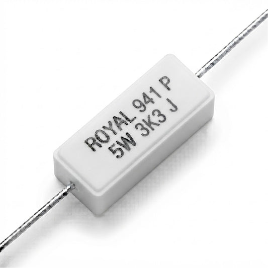 Resistenza a filo da 3,3 k Ohm con corpo ceramico bianco da 5W e reofori assiali per montaggio PTH