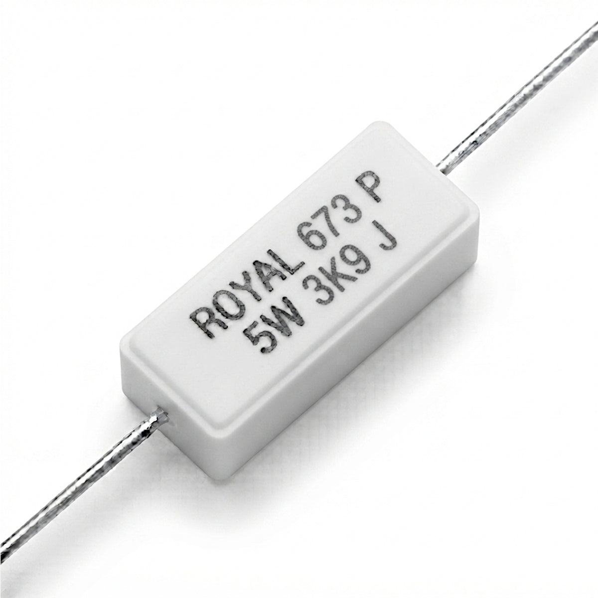 Resistenza a filo da 3,9 k Ohm con corpo ceramico bianco da 5W e reofori assiali per montaggio PTH