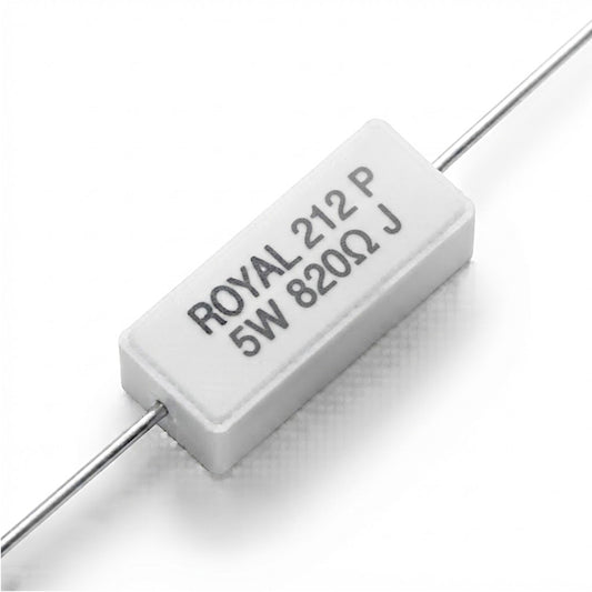 Resistenza a filo da 820 Ohm con corpo ceramico bianco da 5W e reofori assiali per montaggio PTH